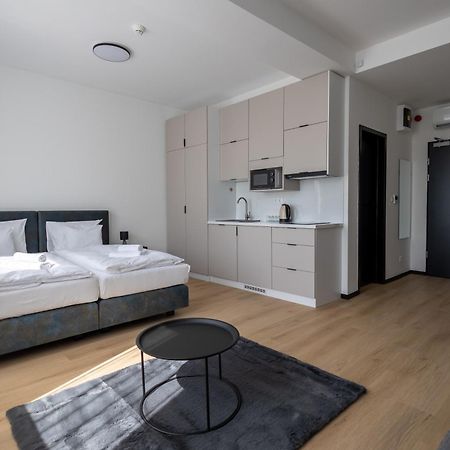 Central Residence Apartmanok Мішкольц Екстер'єр фото