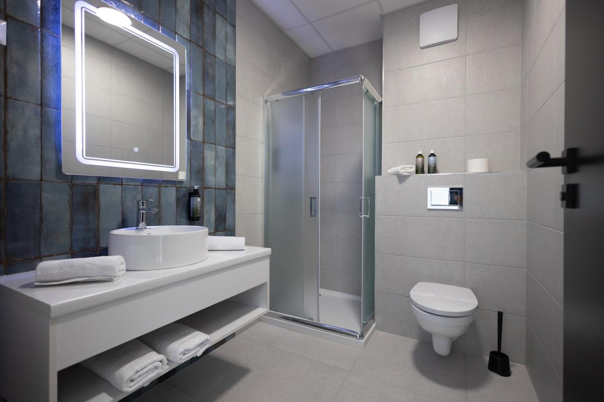 Central Residence Apartmanok Мішкольц Екстер'єр фото